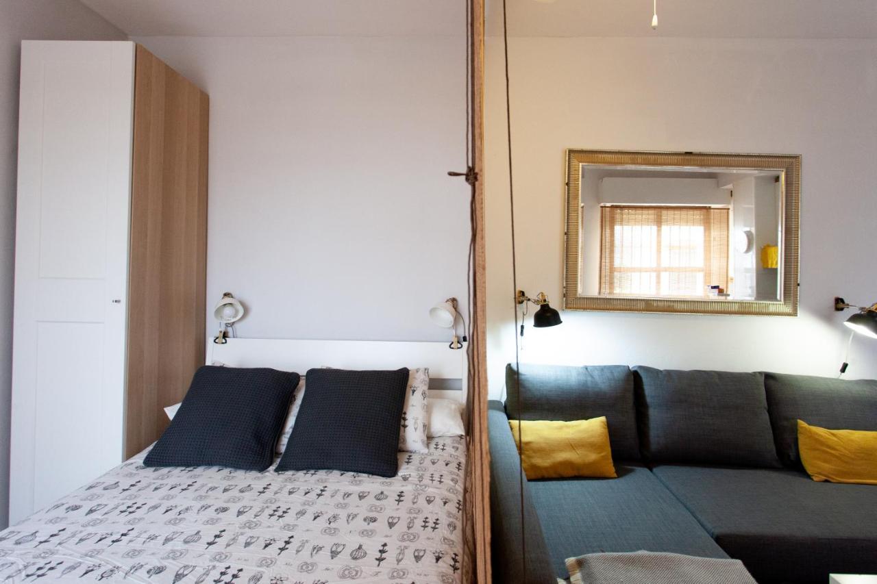 Pikis Apartment Center 1 Sevilla Eksteriør bilde