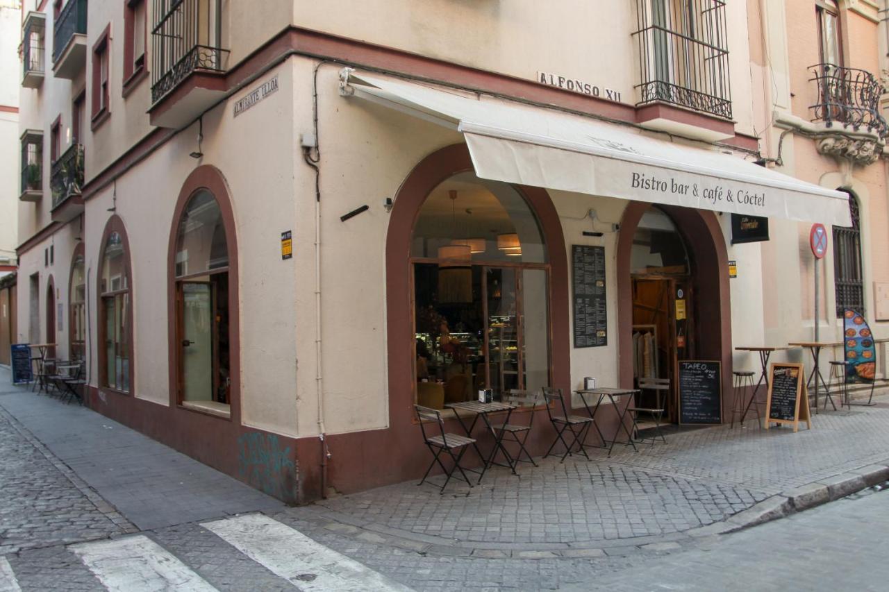 Pikis Apartment Center 1 Sevilla Eksteriør bilde
